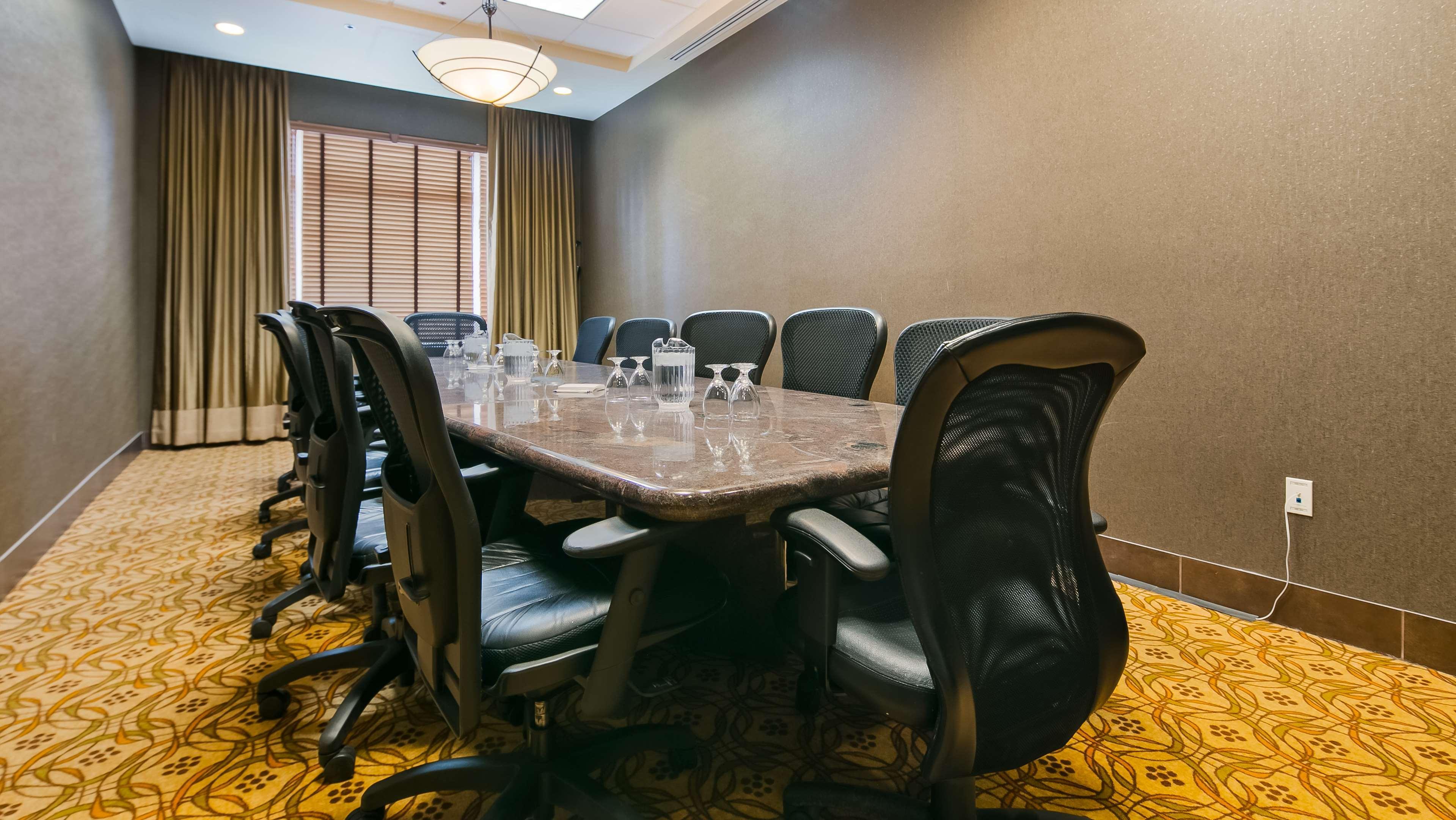Best Western Sunrise Inn & Suites Stony Plain Ngoại thất bức ảnh